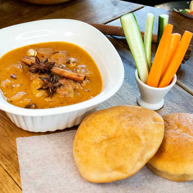 Chicken Mussaman Curry with Turkish Fried Bread