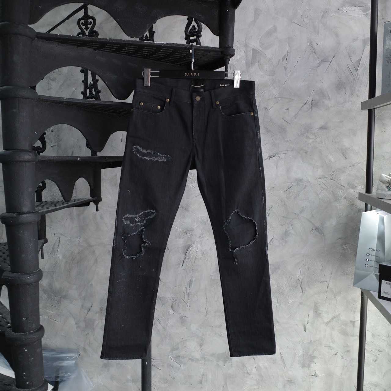 SAINT LAURENT PARIS BLACK COATED KNEE BLOW