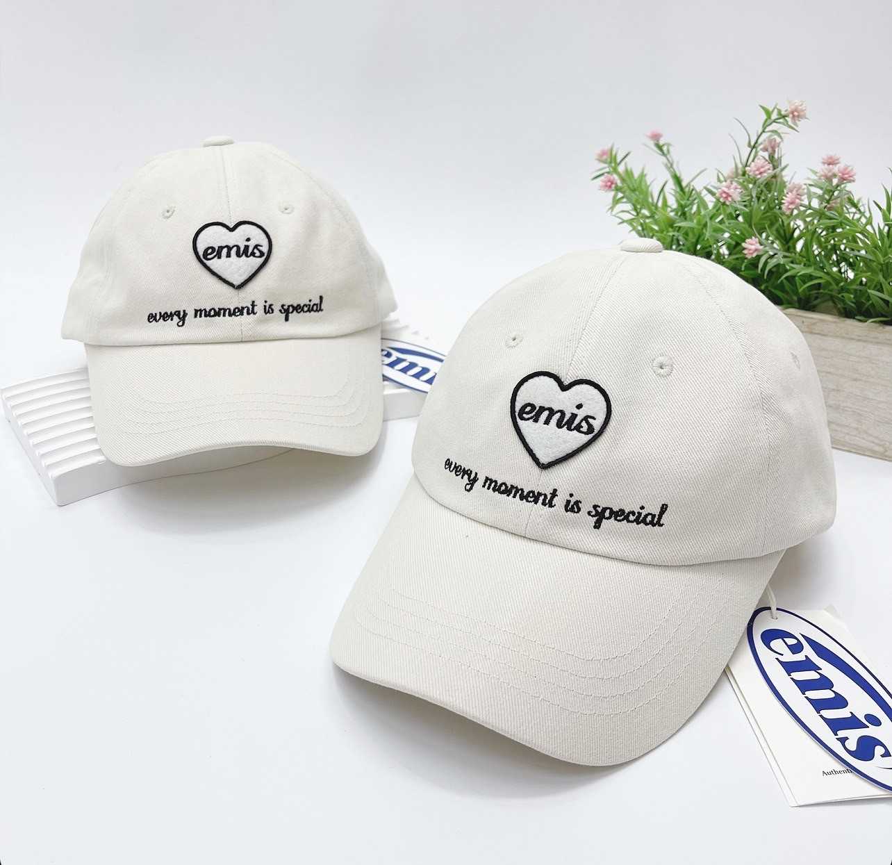 Emis Heart Wappen Ball Cap (Cream)