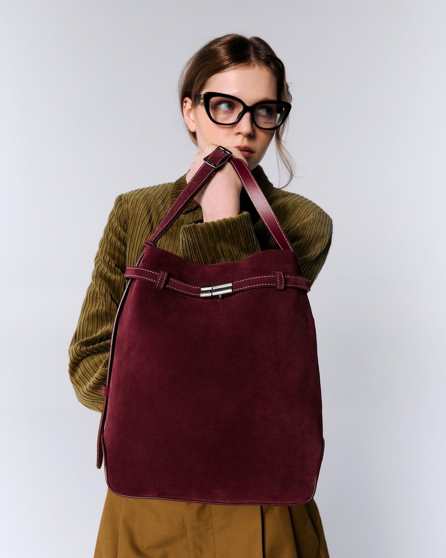 OSMO BUCKET BAG Suede Wine