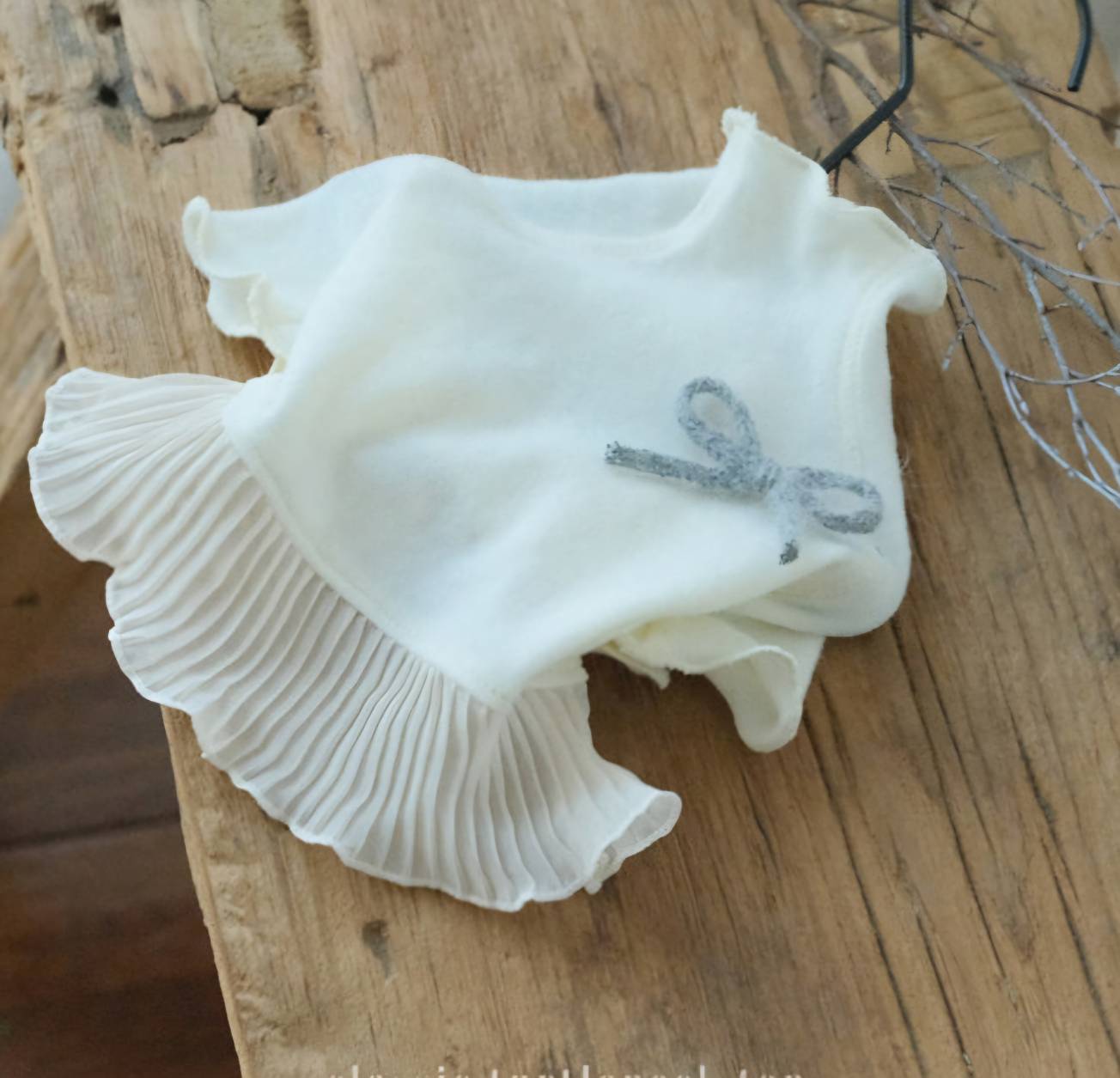 Bebe-breath (SM)Classic turtleneck top cream