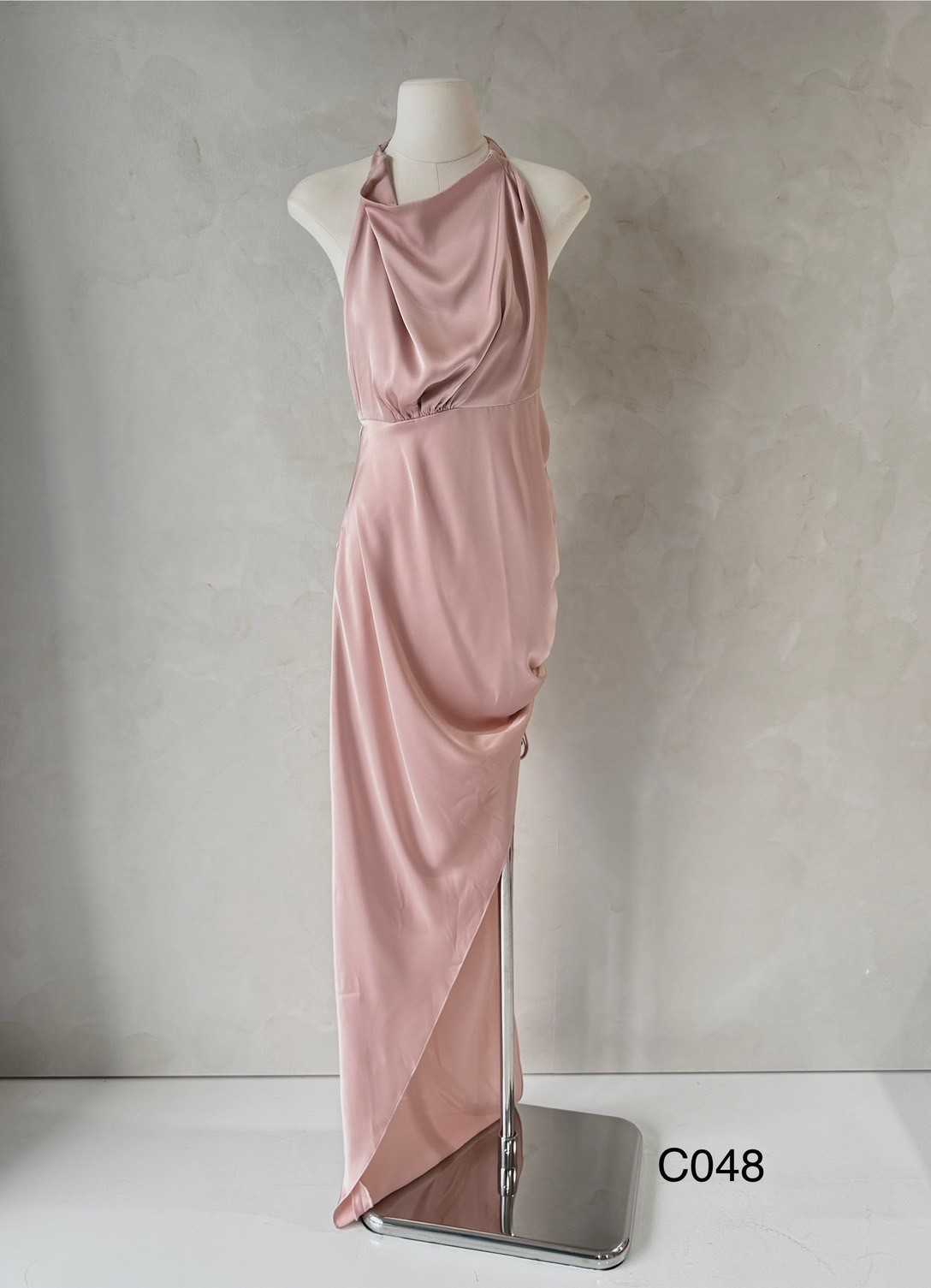 C048 - By My Side Dress