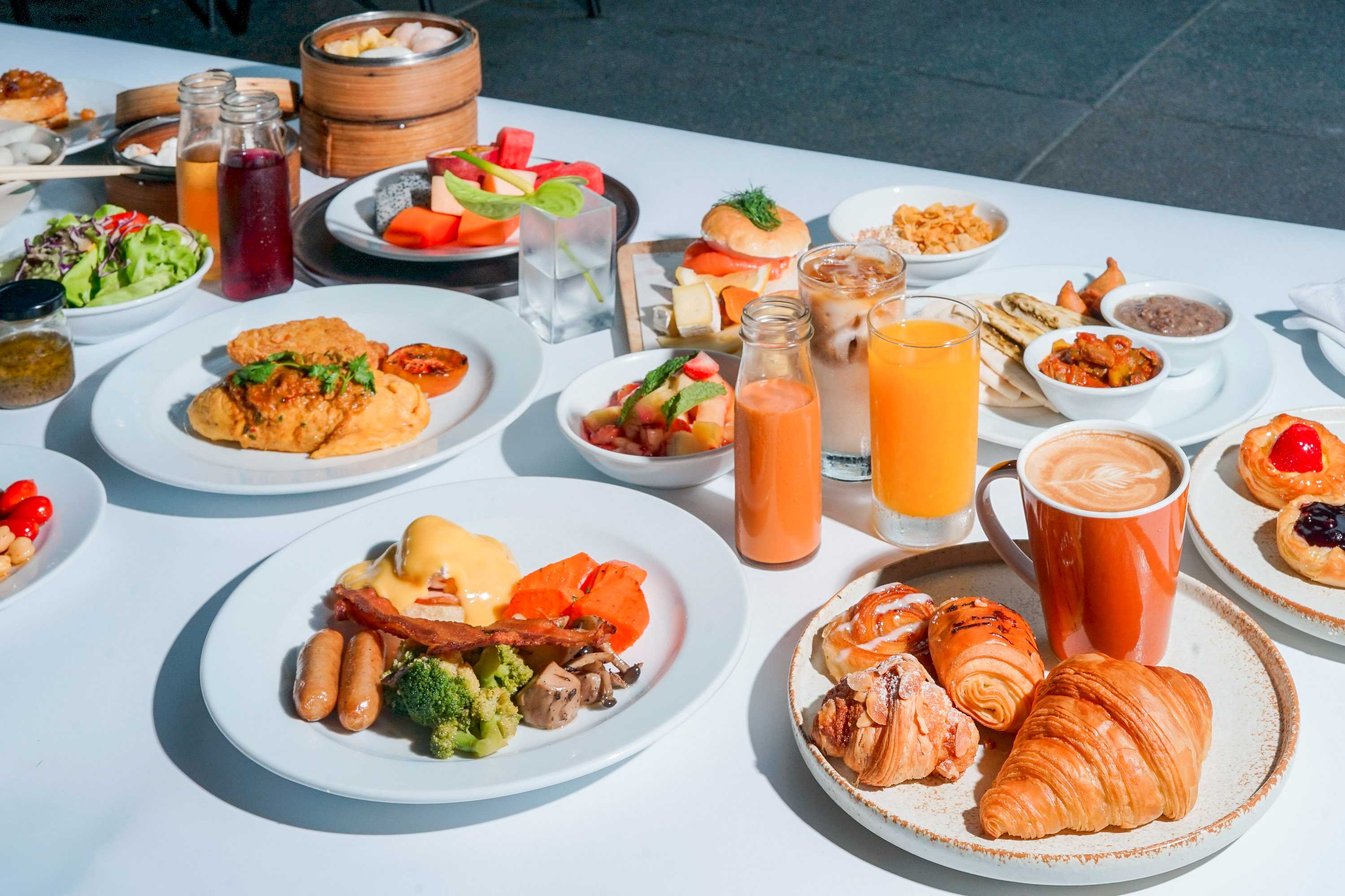 International breakfast buffet, Monday - Sunday in July at JW Café