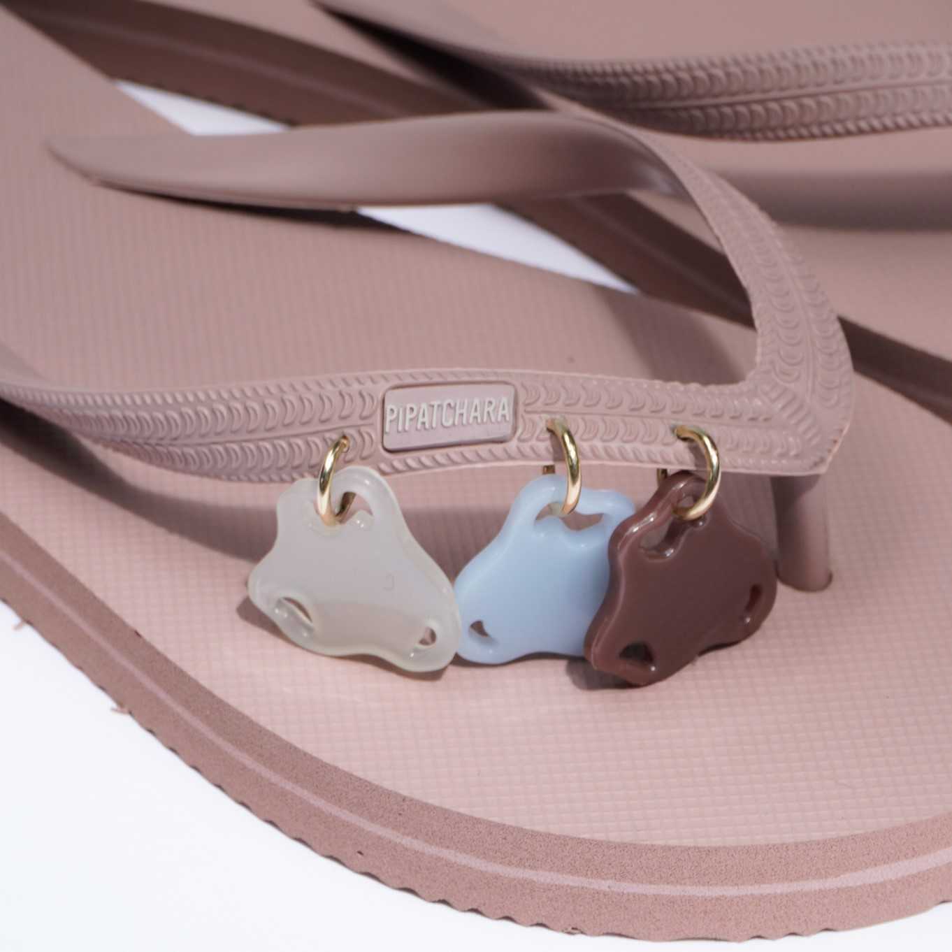 (PRE-ORDER) Infinitude Flip Flops - Nude (Dolphin)