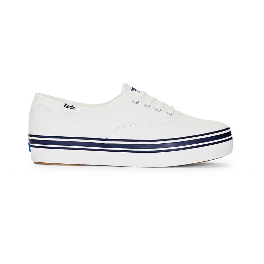 Keds รุ่น The Platform Canvas Stripe Foxing รองเท้าผ้าใบ ผู้หญิง สี White - WF67373