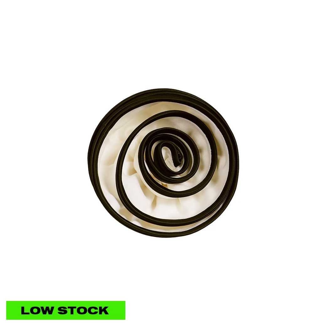 (DROP 3) ROSE CREAM PIN - CREAM
