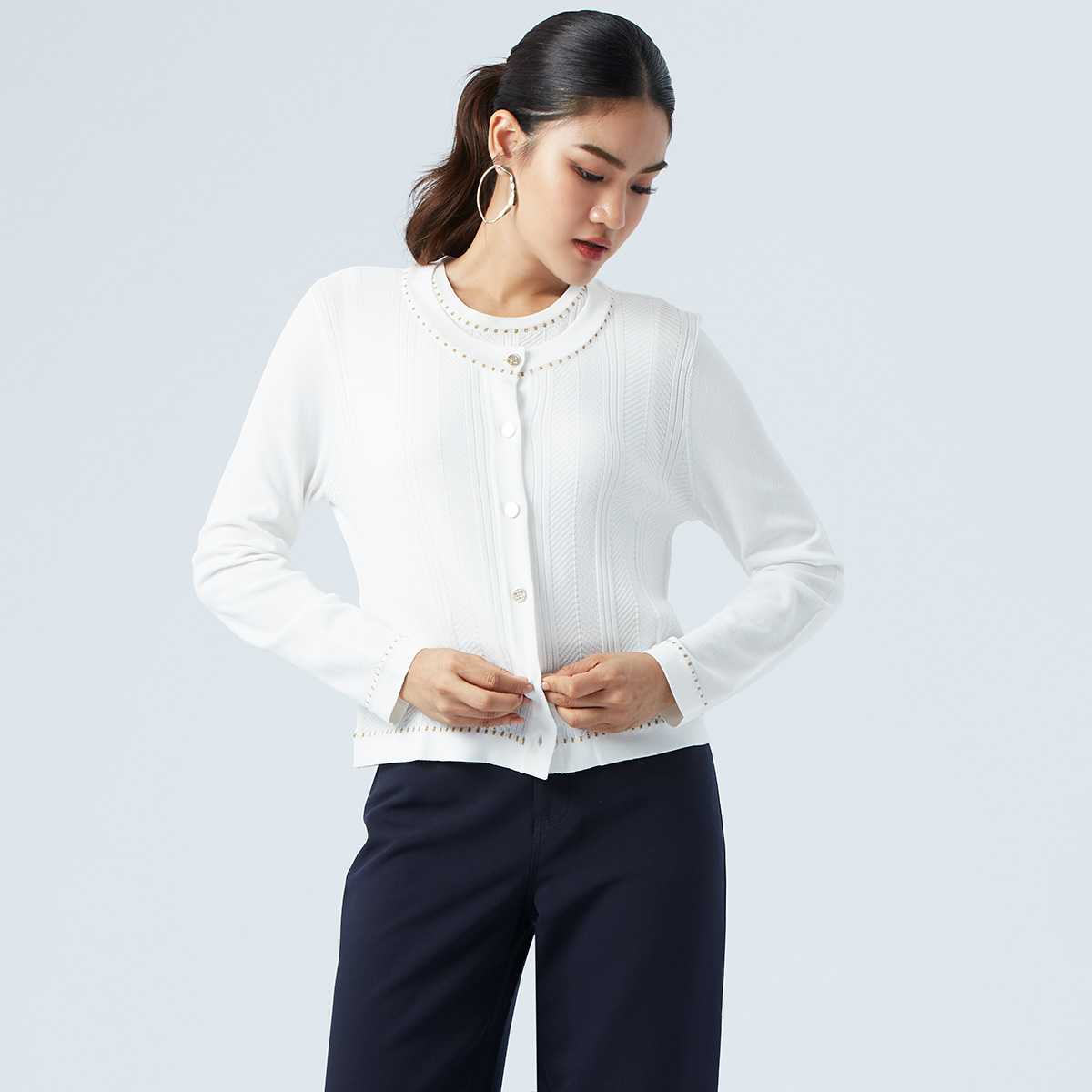 เสื้อคาร์ดิแกนแต่งรูเล็กซ์ | Long Sleeve Cardigan with Rulex Detail | 04844