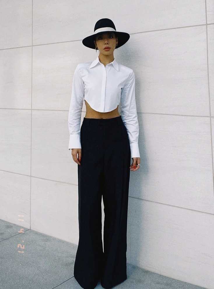 ( SALE ) CROPPED CUT-OUT SHIRT