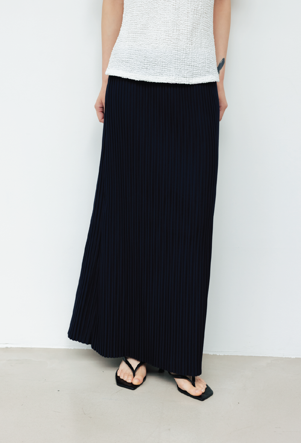 GD269 - Jeans Pleated Skirt