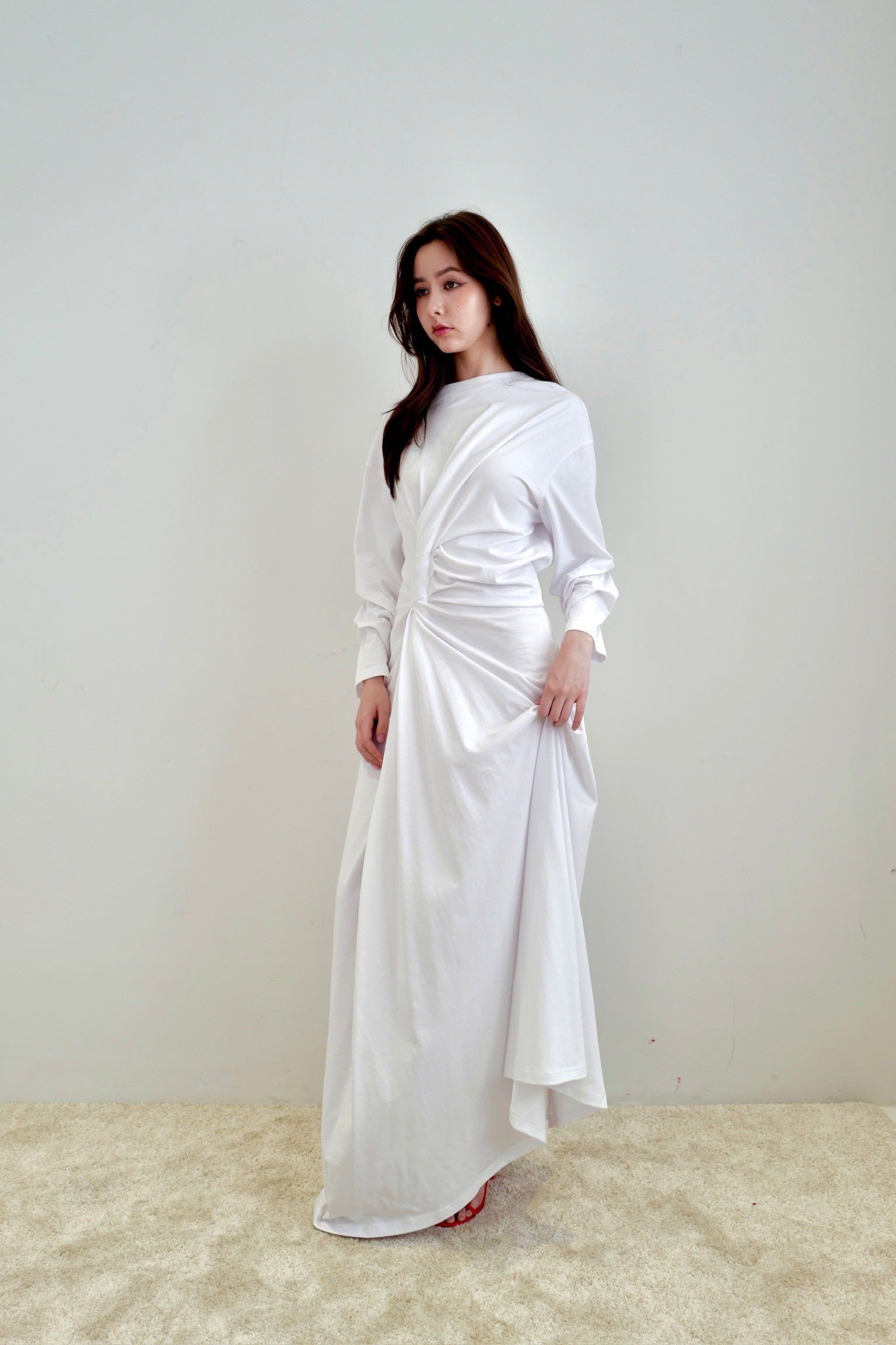 A.W.A.K.E. MODE KNOTTED JERSEY DRESS - WHITE