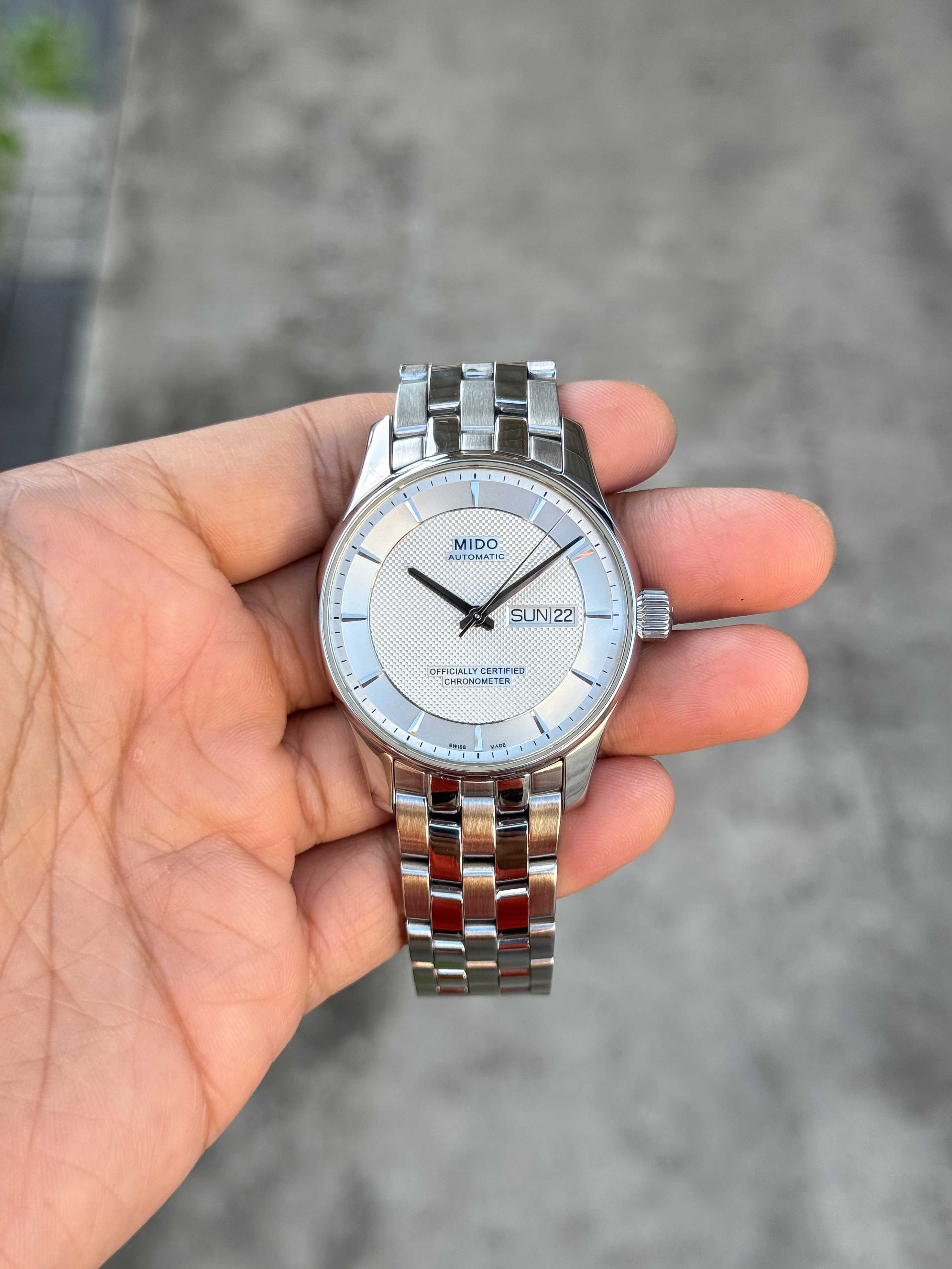 Mido Belluna Chronometer Automatic Day-Date Silver Dial