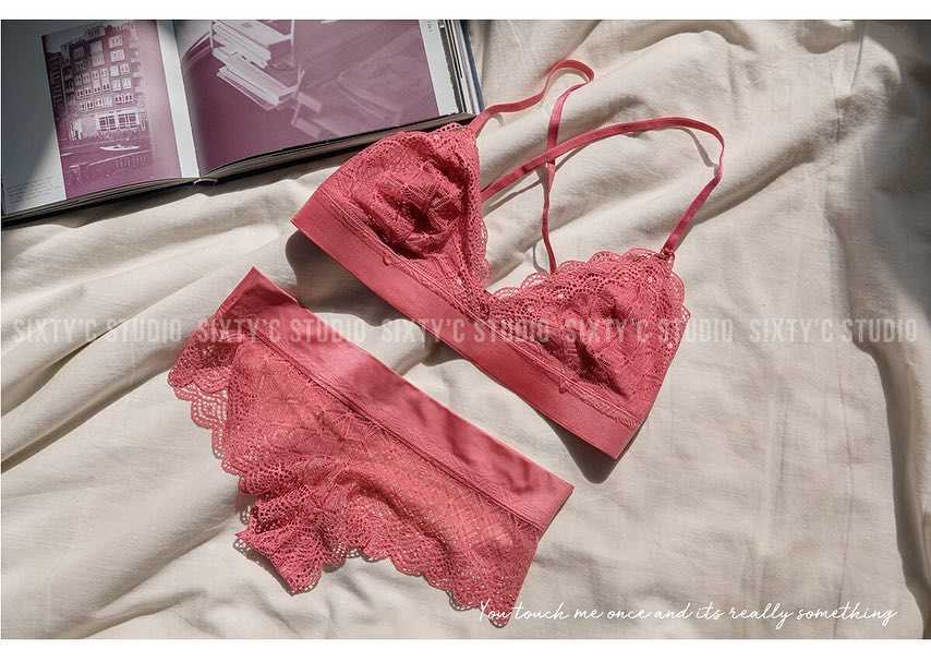 บราลูกไม้ CC50- สินค้าไม่ผ่าน QC(บราอย่างเดียว)