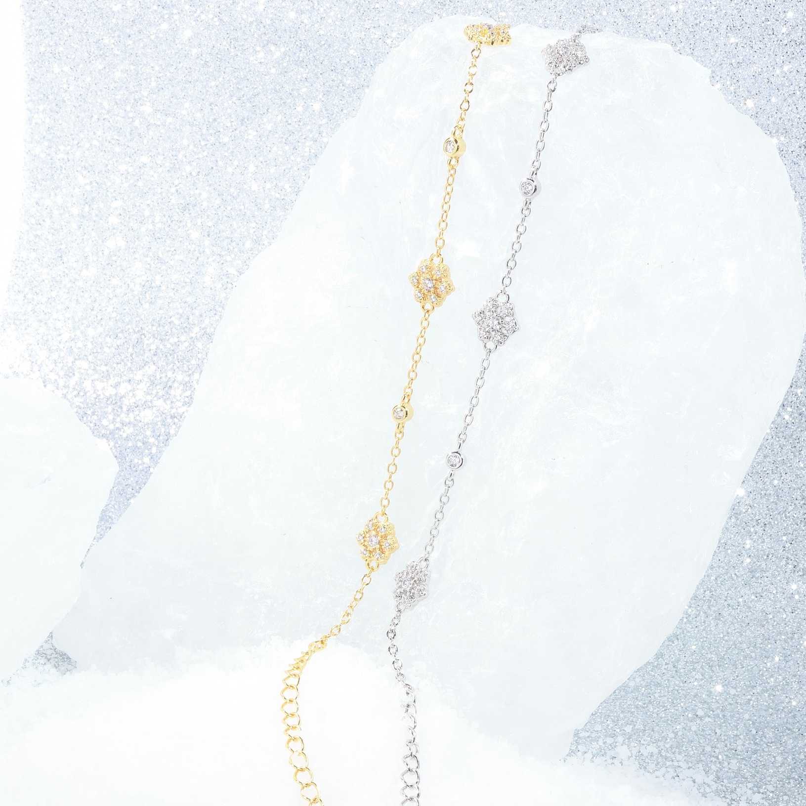 YVIS Icy Bracelet สร้อยข้อมือ