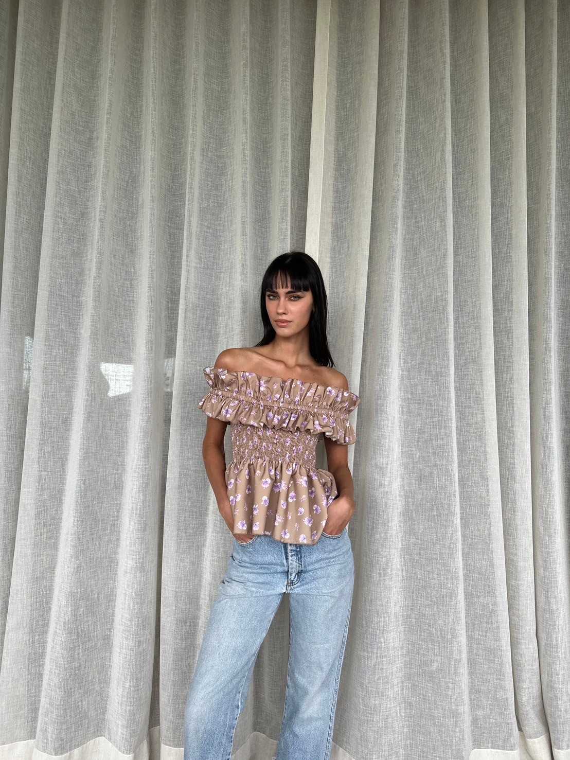 Ivy top Ruffle - Coffee Floral