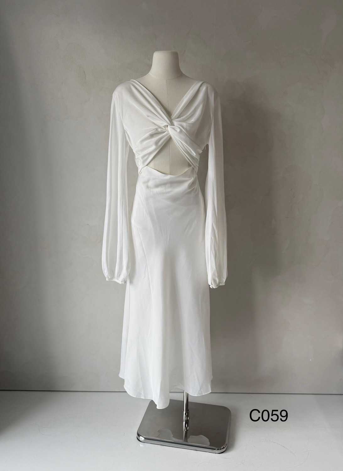 C059 - Decision Dress