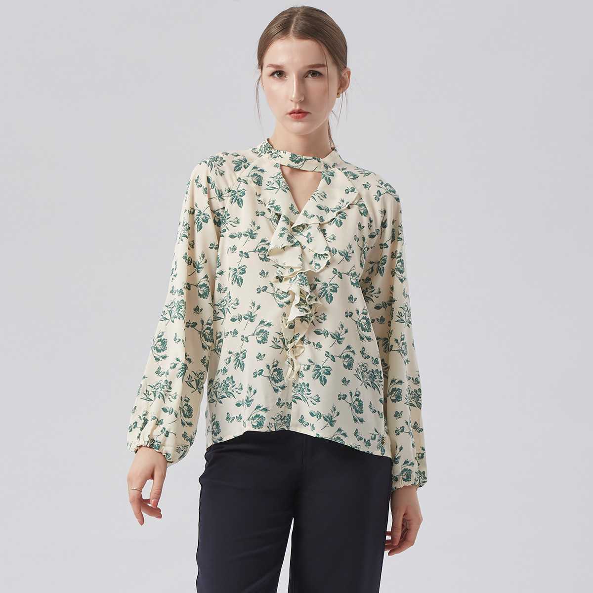 เสื้อเบลาส์ลายดอกไม้ | Floral Print Blouse | 04921