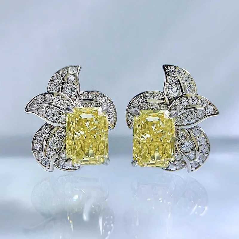 Darie yellow or pink diamond earrings