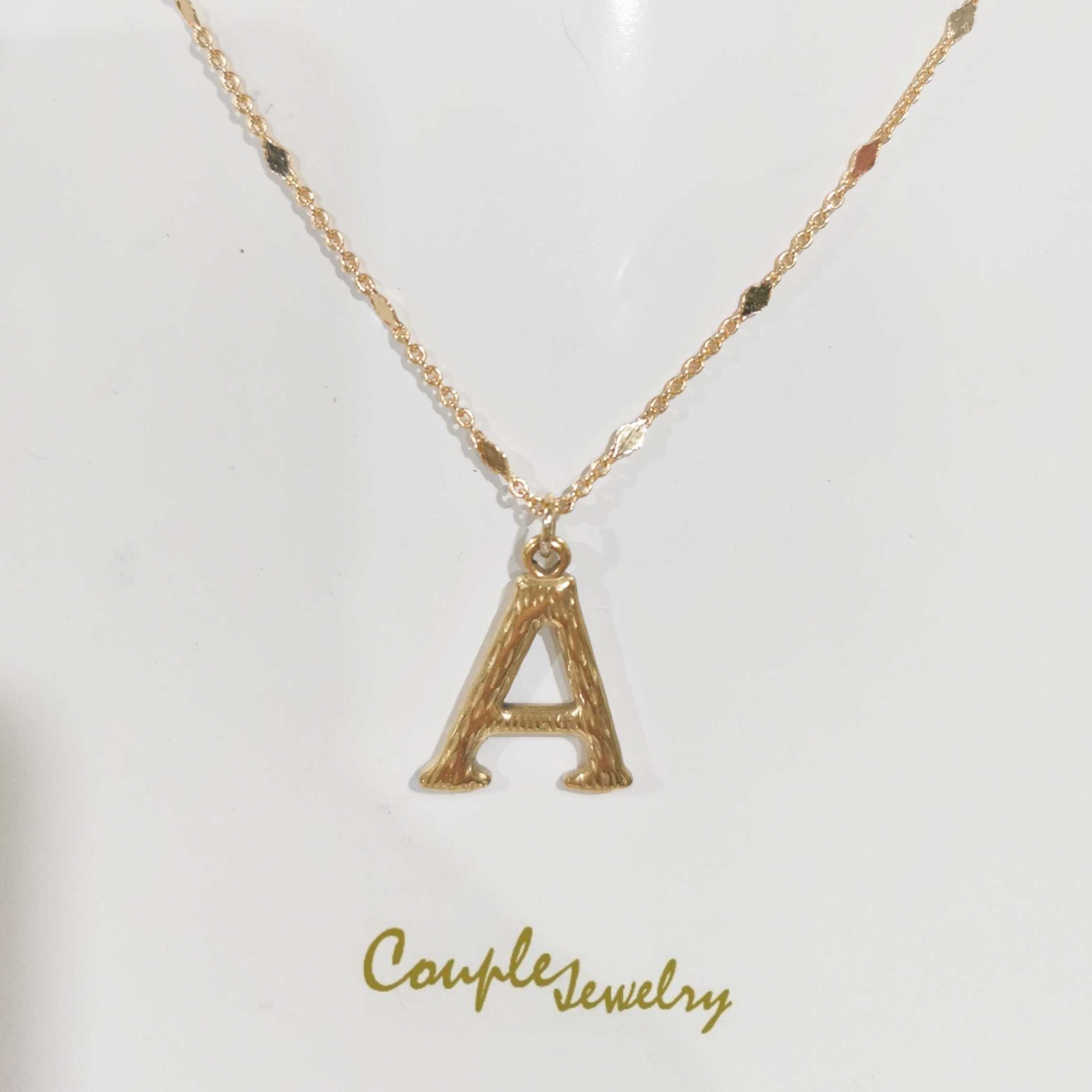 COUPLE-JEWELRY​: Alphabet​ chain​ (A)​