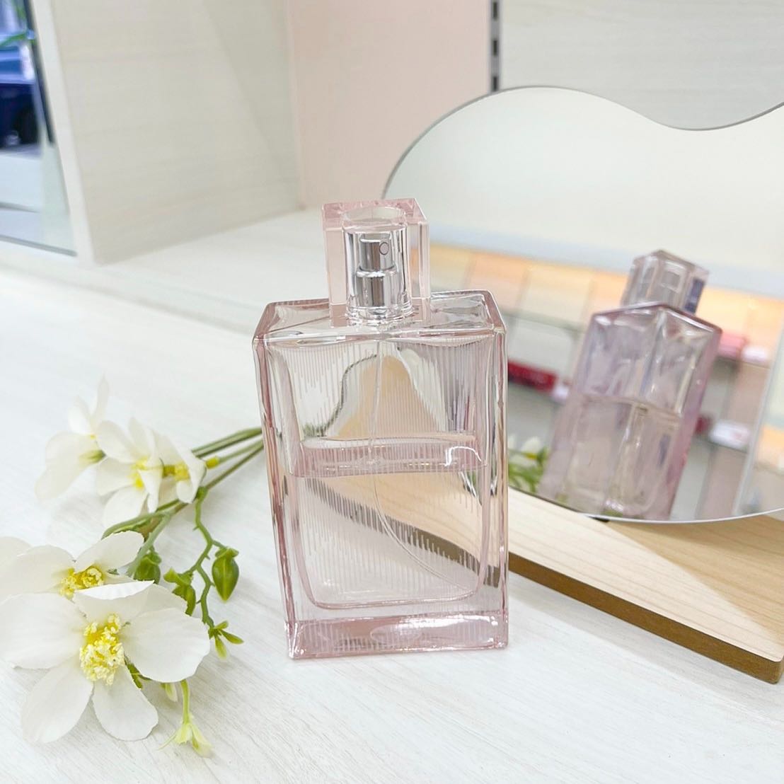 Burberry Brit Sheer for Her EDT