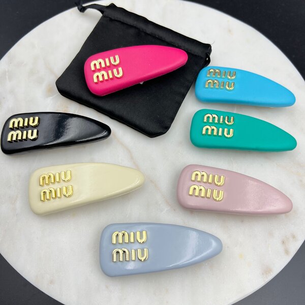 กิ๊บ mm หนังสี