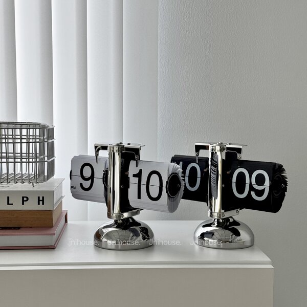 [พร้อมส่ง] Jnihouse : นาฬิกาย้อนยุค Retro Flip Clock ขนาดสูง 16 cm