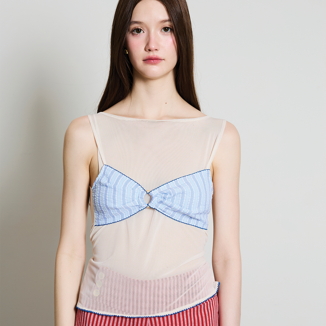 BLACKDOG BKK -  Sicily blouse  เสื้อแขนกุดผ้ายืดตกแต่งบรา - BD2520