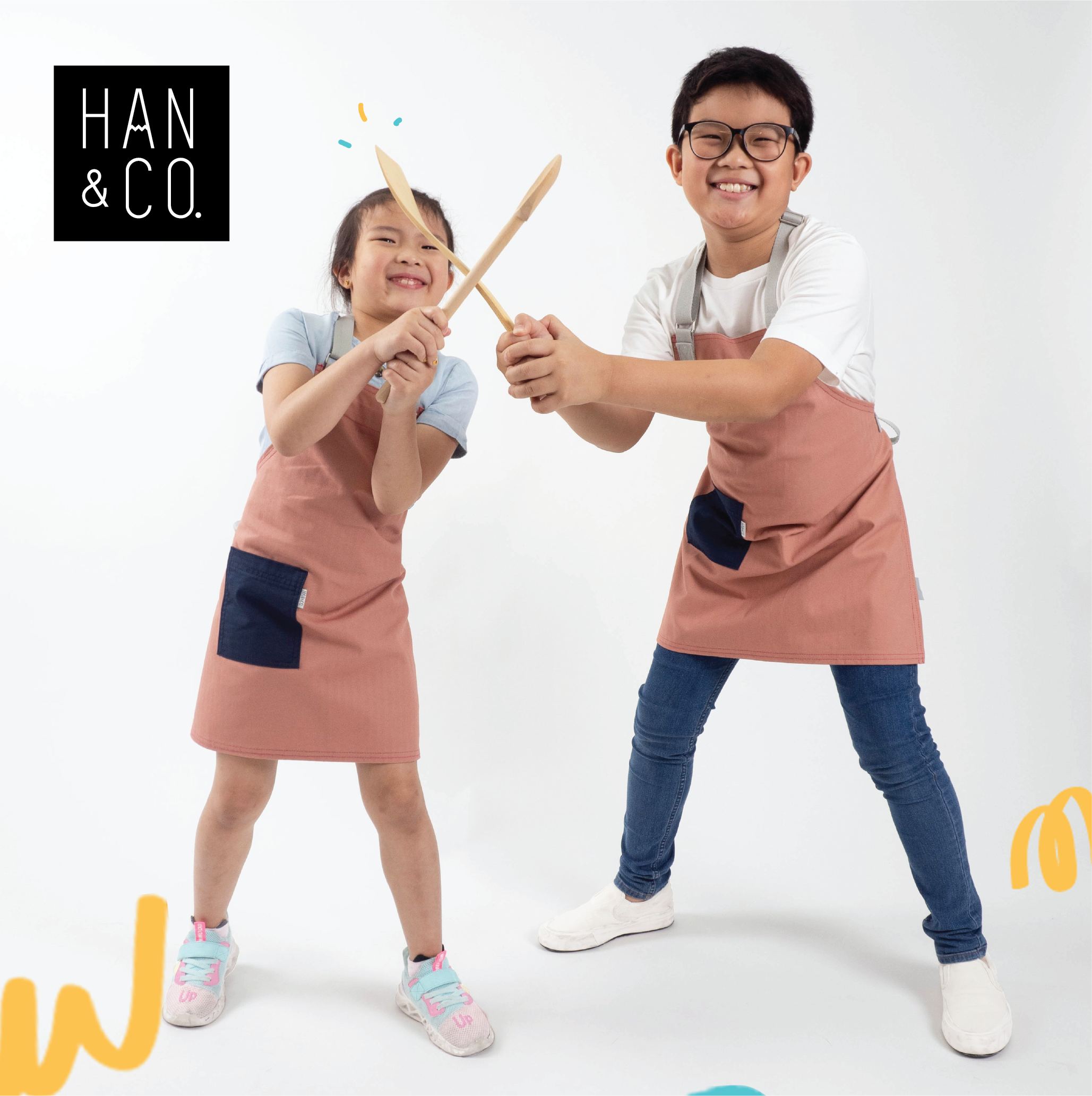 ผ้ากันเปื้อนเด็กรุ่น Pebble Kids Apron (ชมพู, Rose Pink)