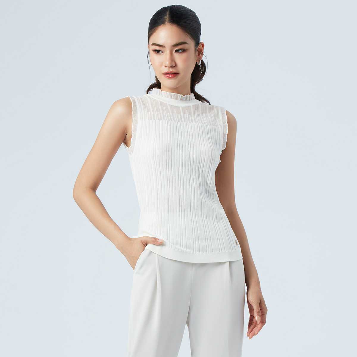 เสื้อนิตแขนกุดแต่งขอบระบาย | Sleeveless Knit Top with Ruffle Detail | 04837