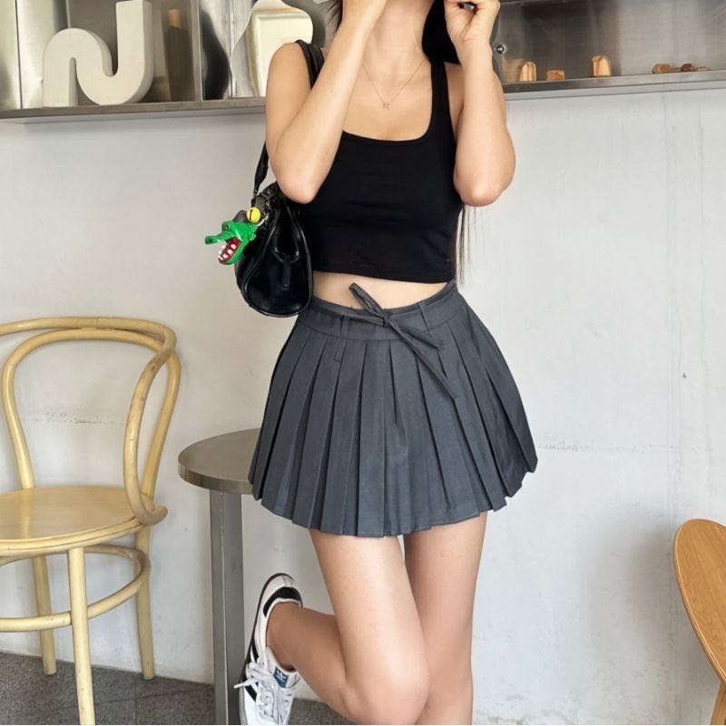 กระโปรงสั้น pleated skirt (black/ khaki/ grey/ white)