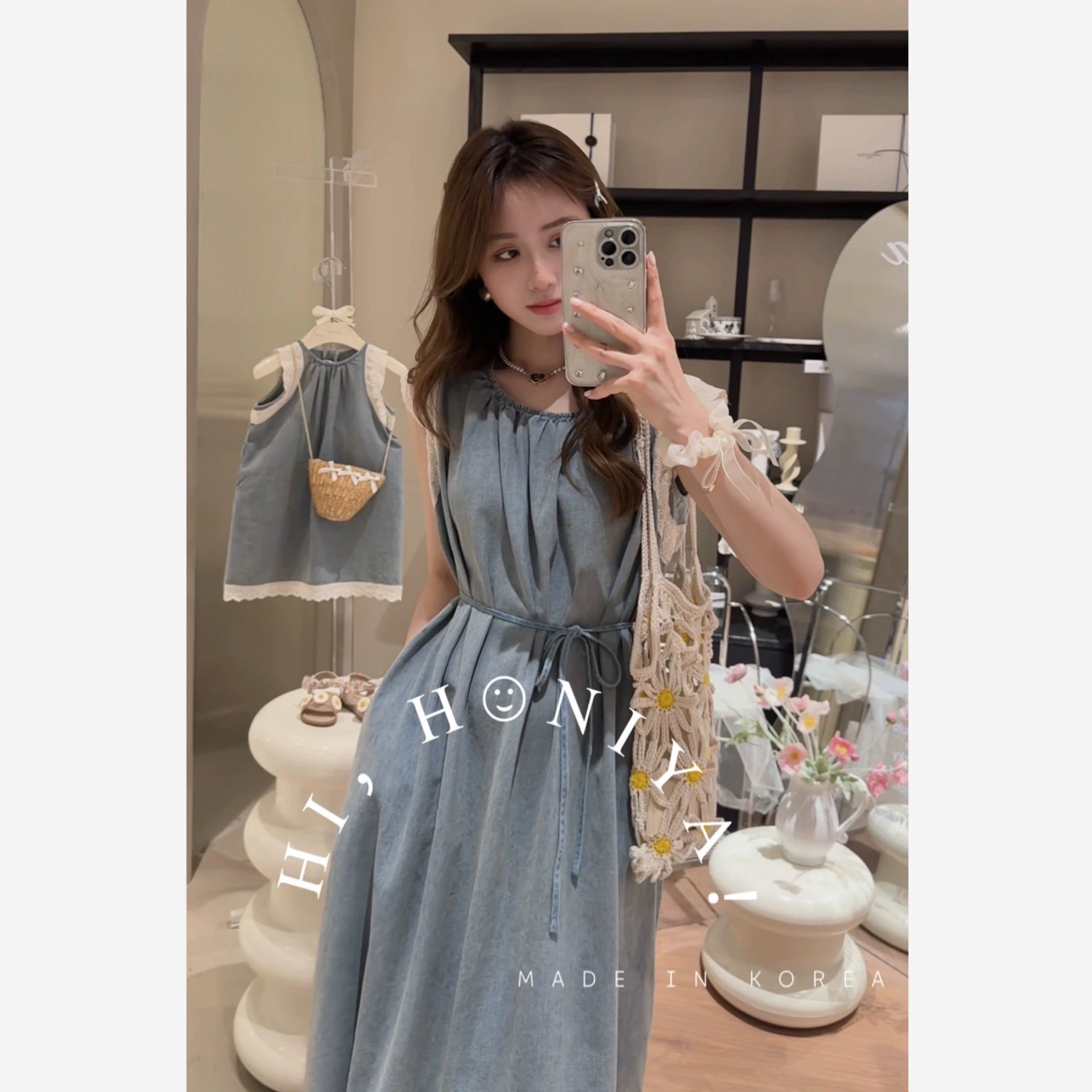Pre order10-14วัน เดรสคู่แม่-ลูก เดรสยีนส์แต่งลูกไม้