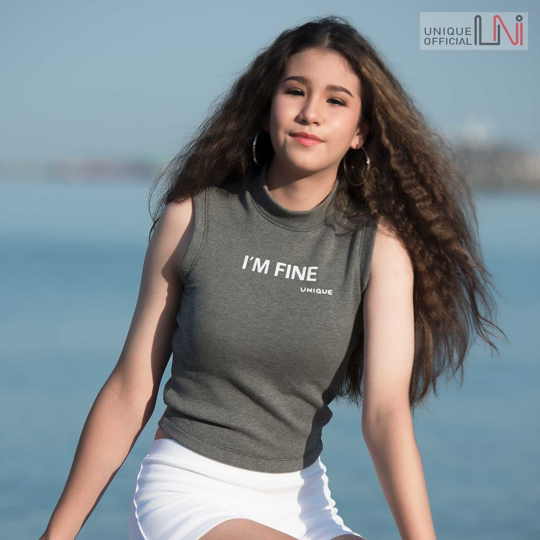 UNI-210  เสื้อครอป unique