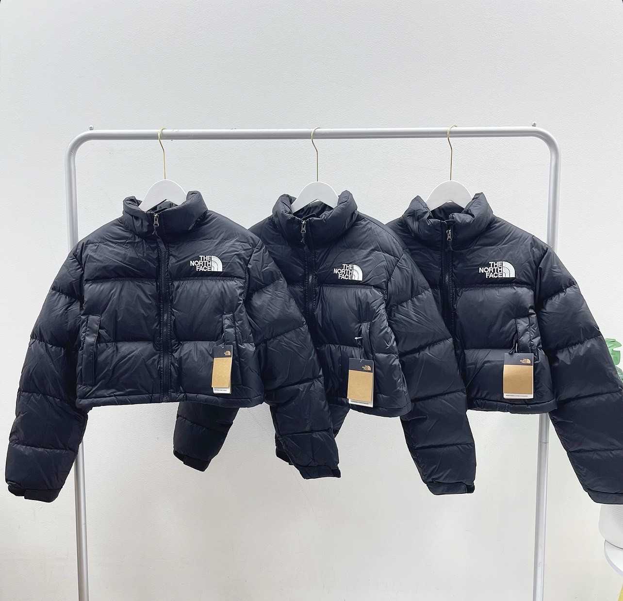 TNF Nuptse Cropped Jacket (Down fill 700)