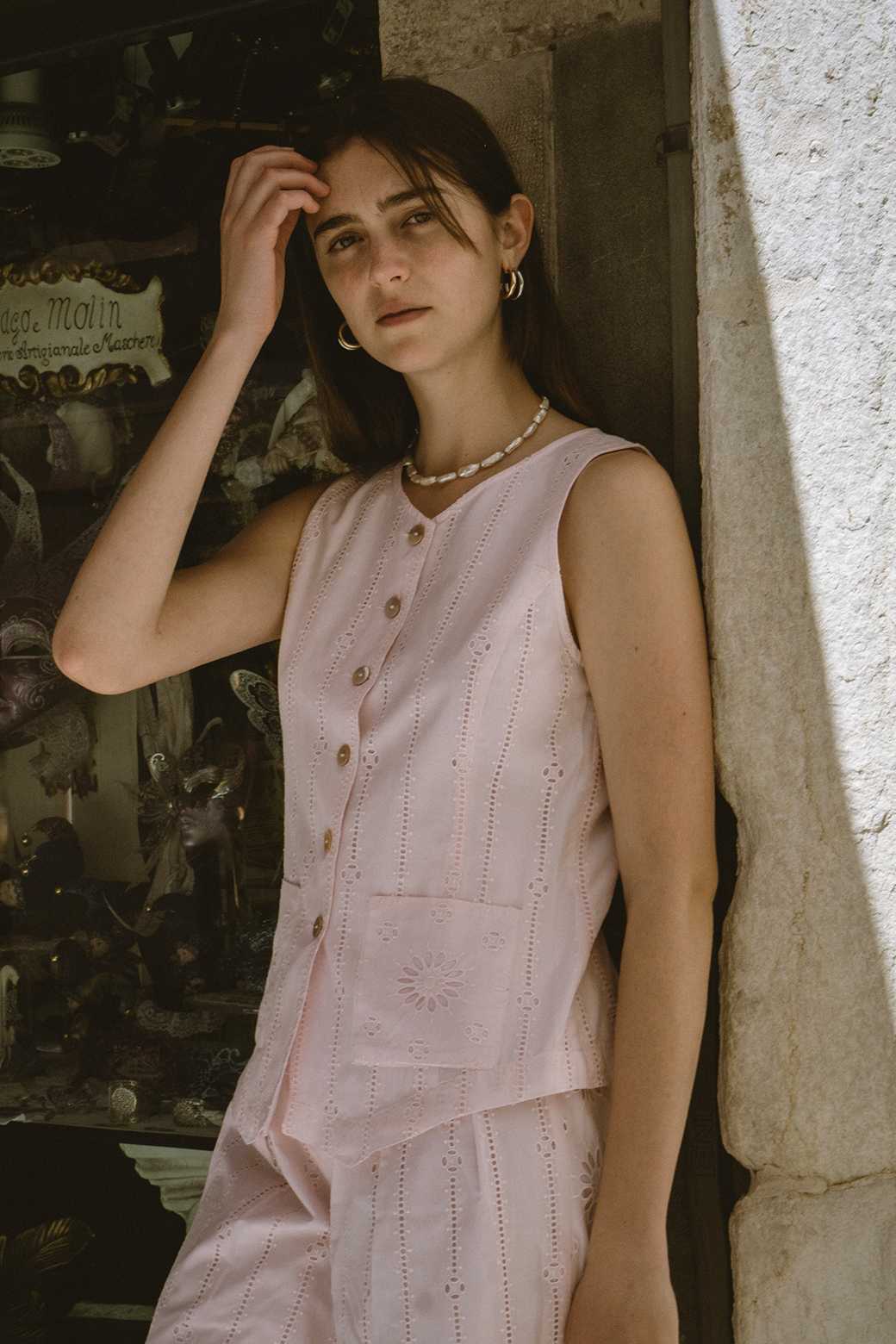 (พร้อมส่ง) Perana เสื้อ ลูกไม้ Venice Tank (สีชมพู Pink )