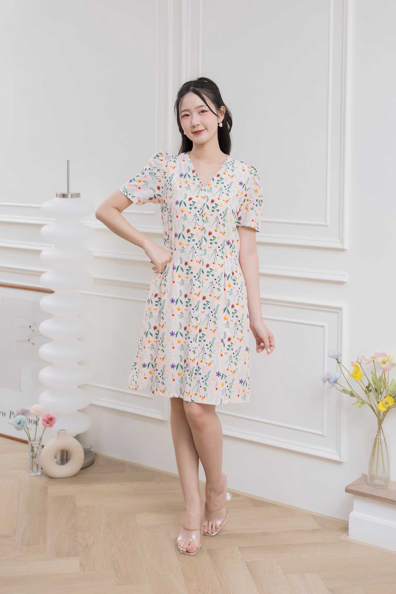 ชุดให้นม  Pink floral snowwhite dress