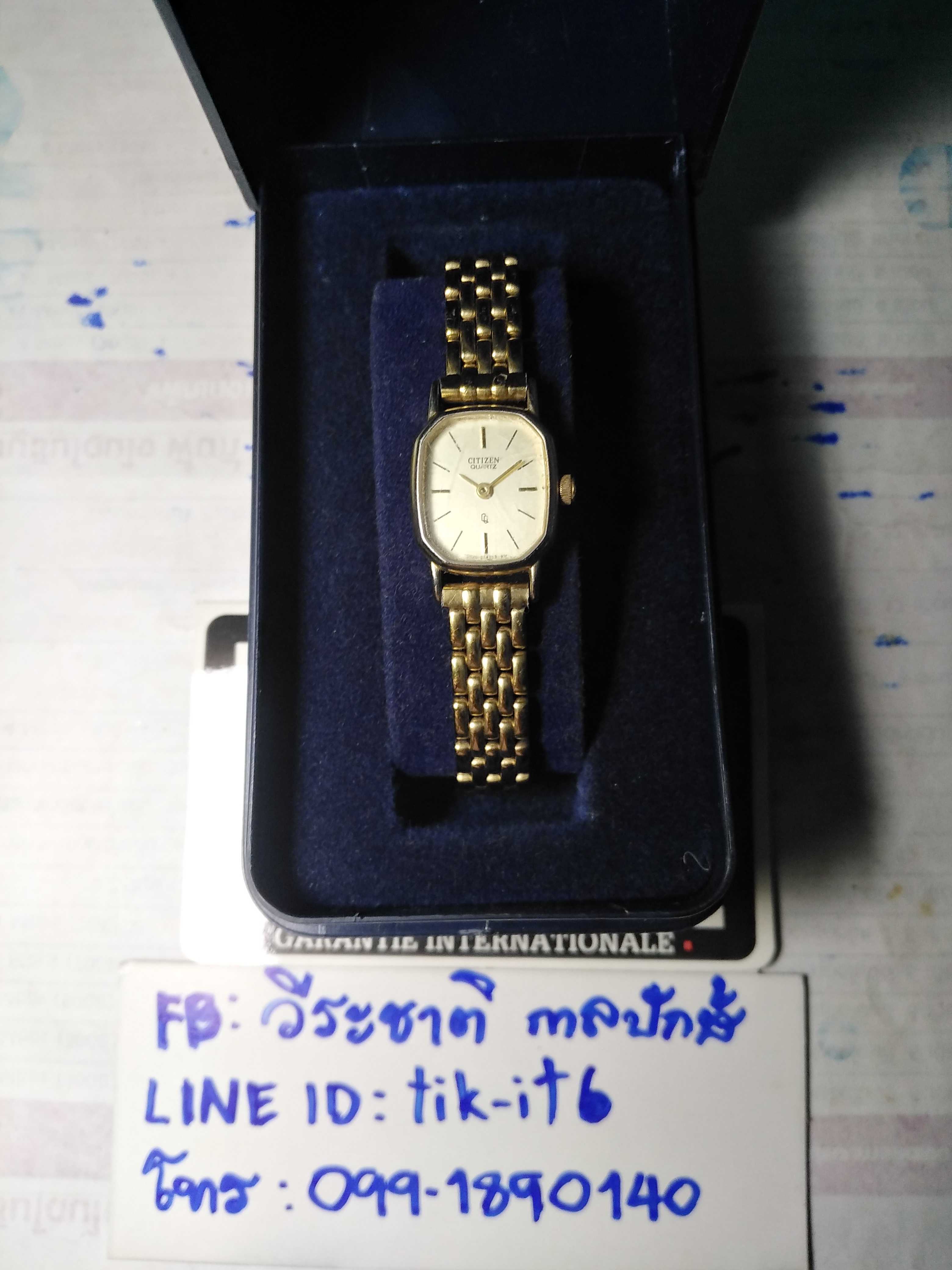 นาฬิกา Vintage มือสองญี่ปุ่น CITIZEN ระบบ Quartz ผู้หญิง ทรง8เหลี่ยม กรอบทอง หน้าทอง หน้าปัด 20mm. 2