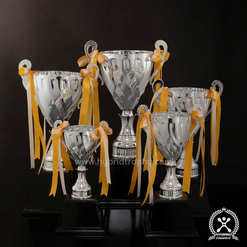 Hybrid Trophy ถ้วยรางวัลโลหะอิตาลี HYB-595 สี Silver