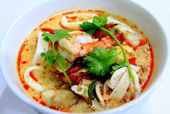 ต้มยำรวมมิตรทะเล Tom Yum seafood