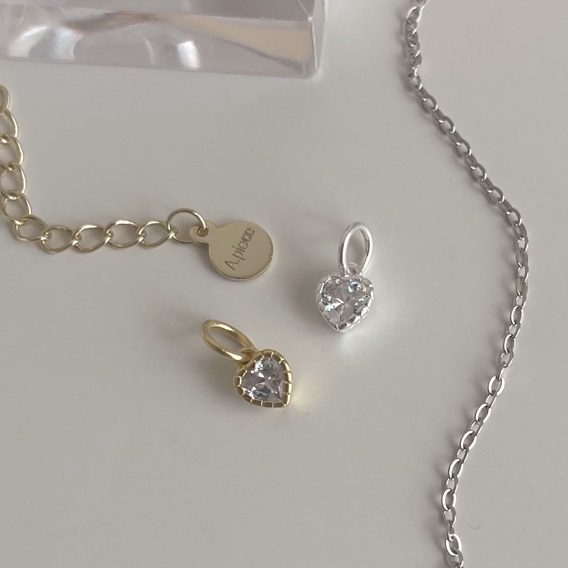 A.piece  จี้เงินแท้ [all silver 925] crystal heart pendant