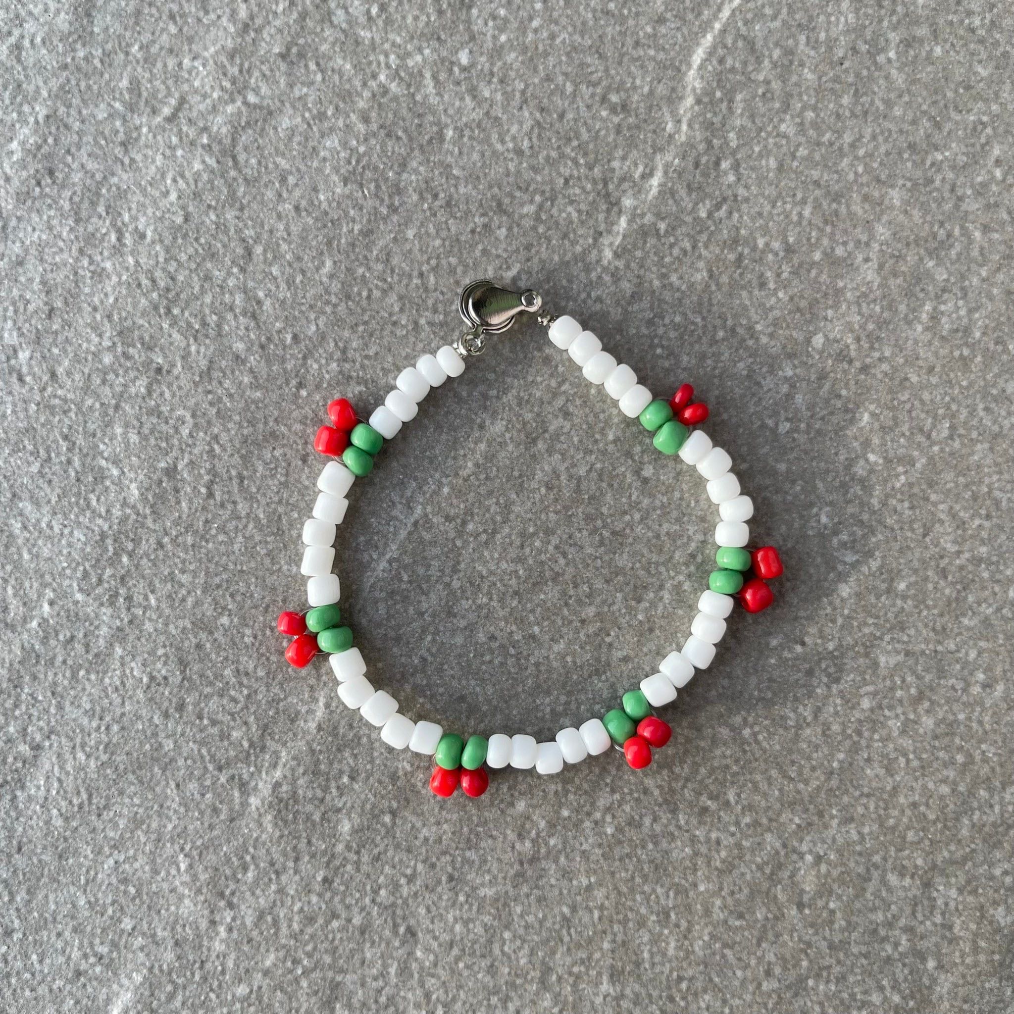 ☻︎ พร้อมส่ง ☻︎ (Ready to ship!) Cherry Bracelet