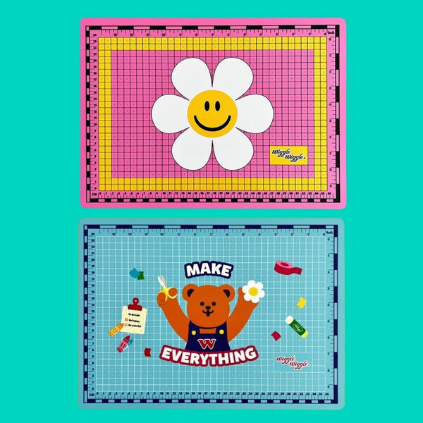 Wiggle Desk Cutting Mat / แผ่นรองกรีด 42x29cm แผ่นยางรองของ / แผ่นรองเขียน