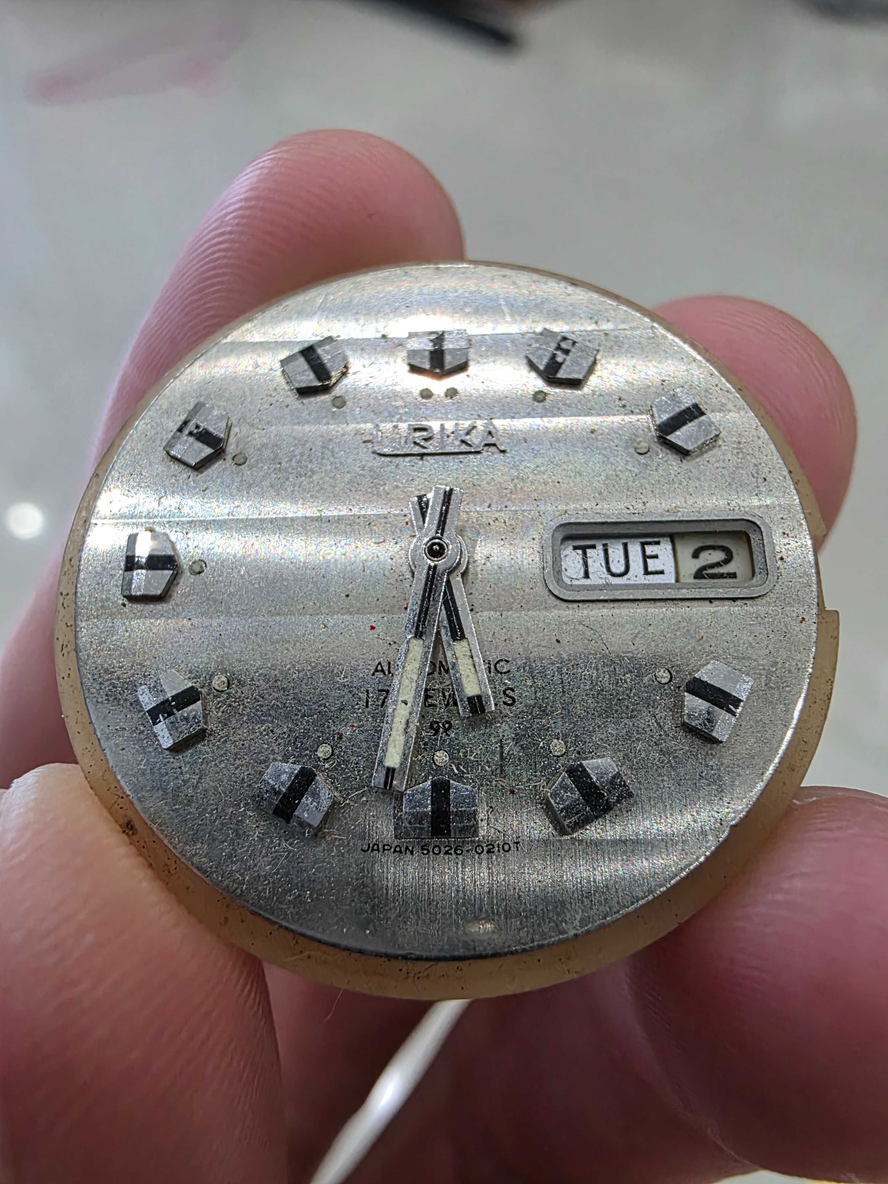 อะไหล่เครื่อง นาฬิกา ยี่ห้อ URIKA ของใหม่เก่าเก็บ สวยหายาก รุ่นเก่า ขายตามสภาพ พร้อมส่งครับ