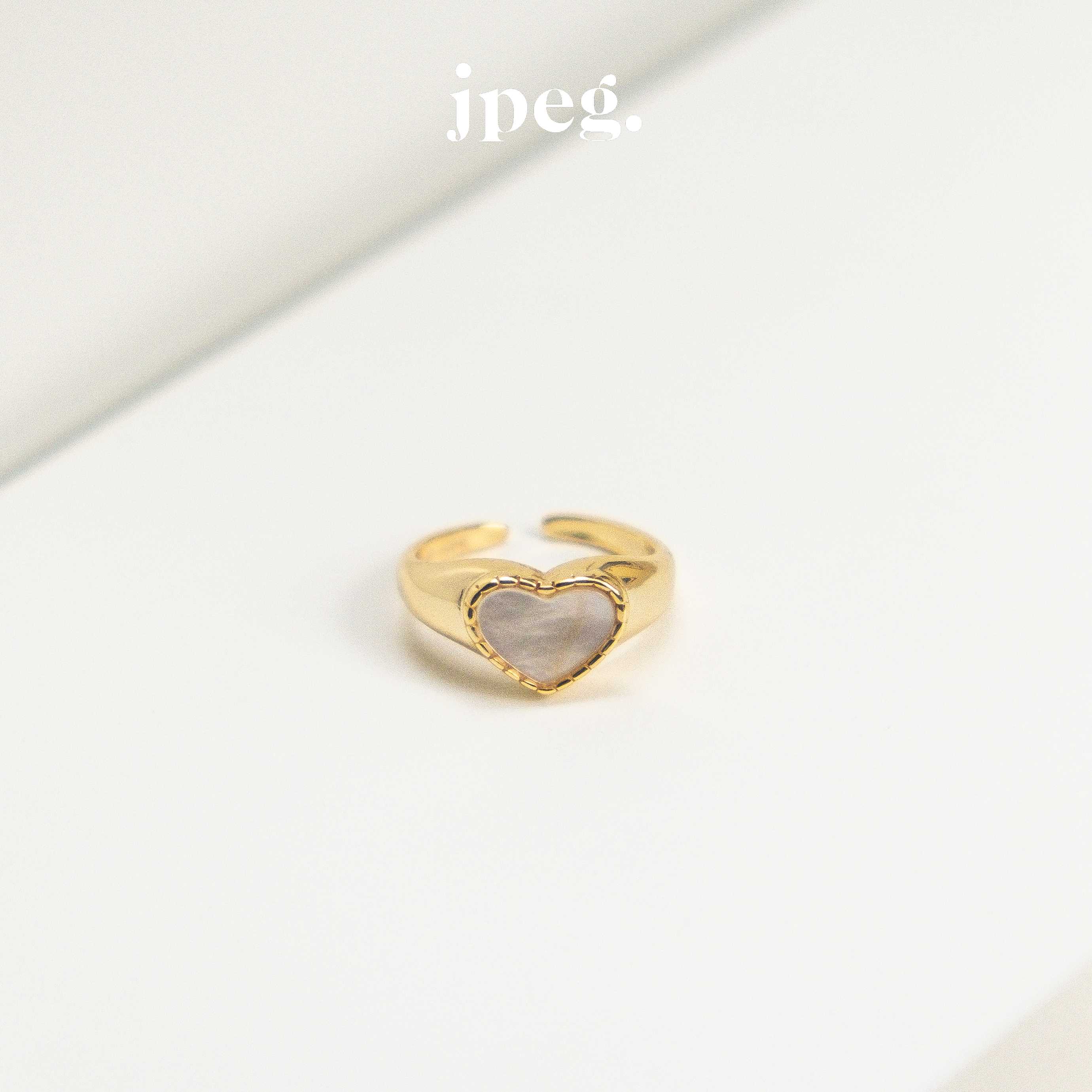 heart oyster ring