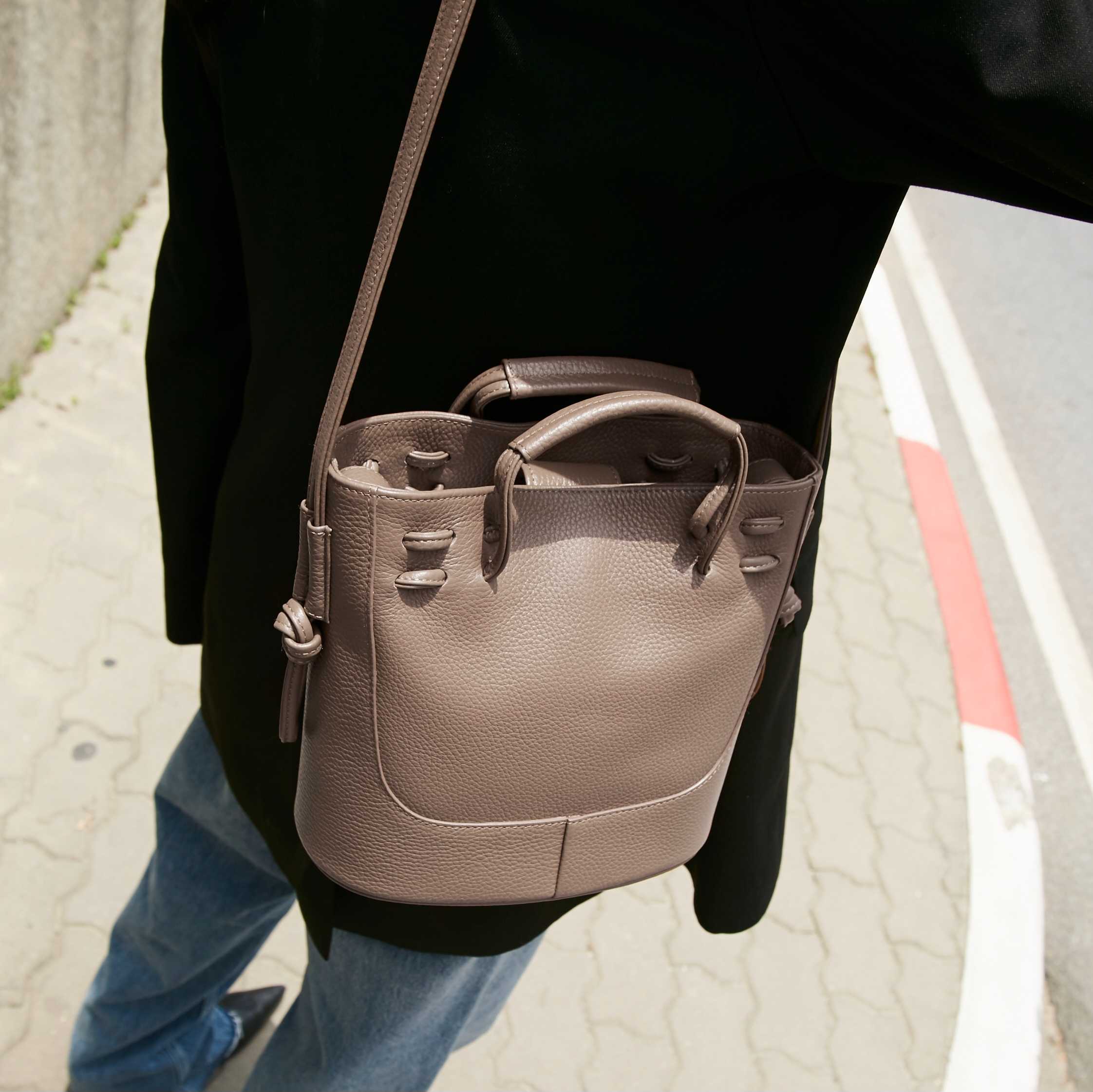 AL&CO | Clyde Cloud Small Taupe 