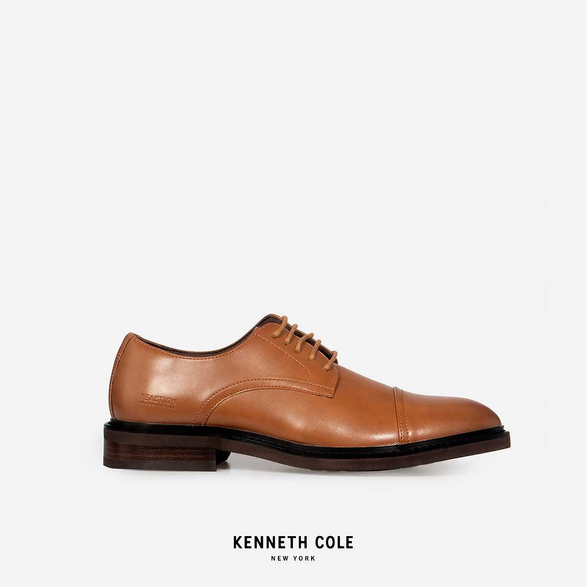 KENNETH COLE รองเท้าทางการผู้ชาย รุ่น BEST CAP TOE COGNAC สีน้ำตาล ( DRS - CAC32M0119-901 )