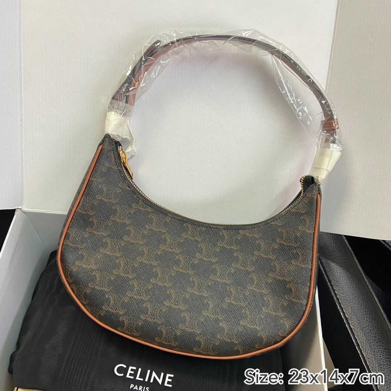 Celine Ava​ 23/14/7cm