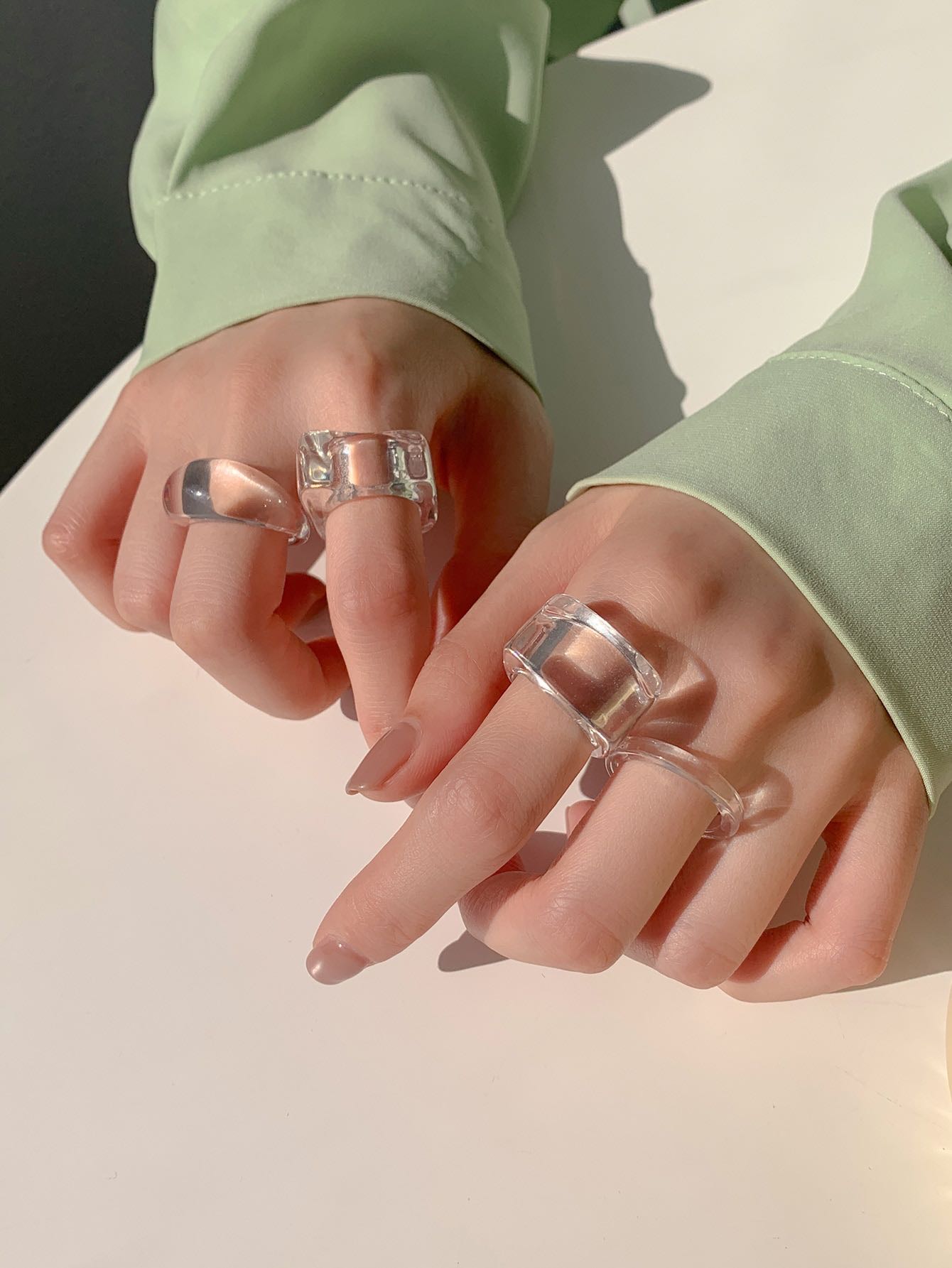 4pcs clear resin rings