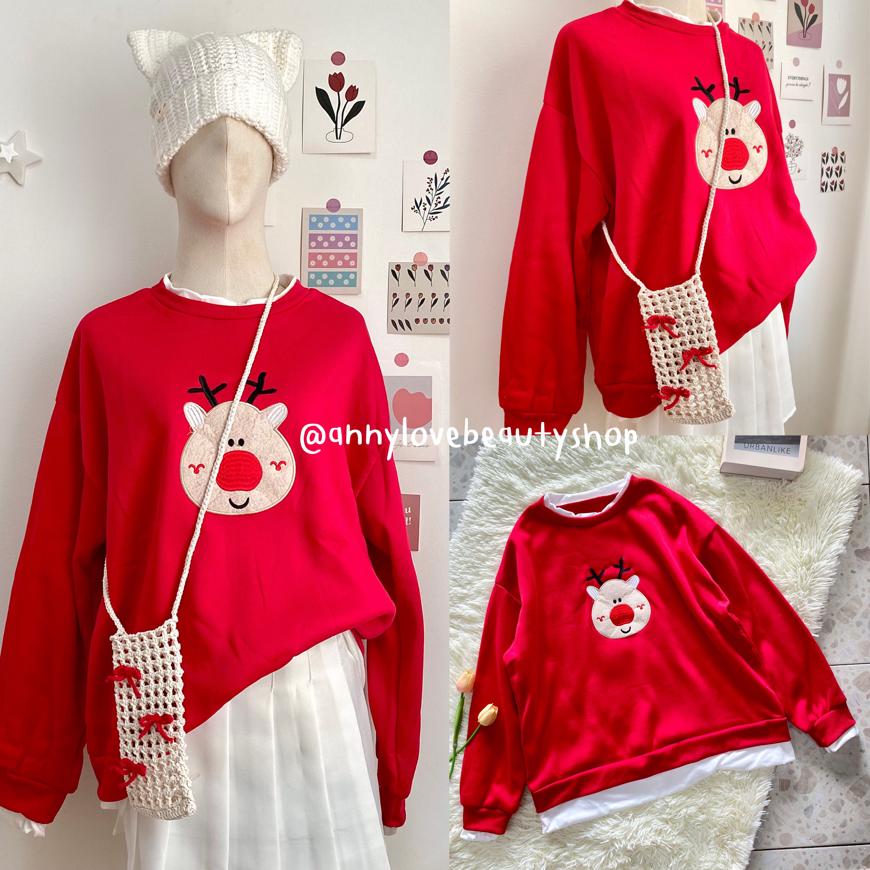 เสื้อสเวตเตอร์สีแดง ลายกวางเรนเดียร์