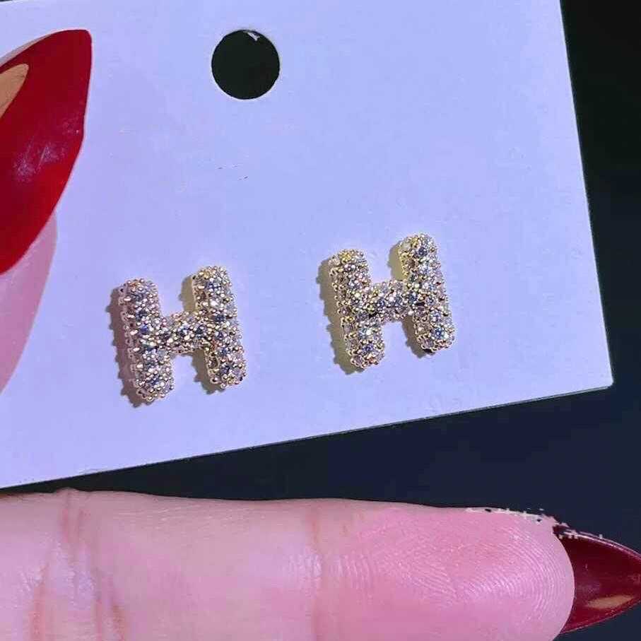 ต่างหูติดหู Hermes