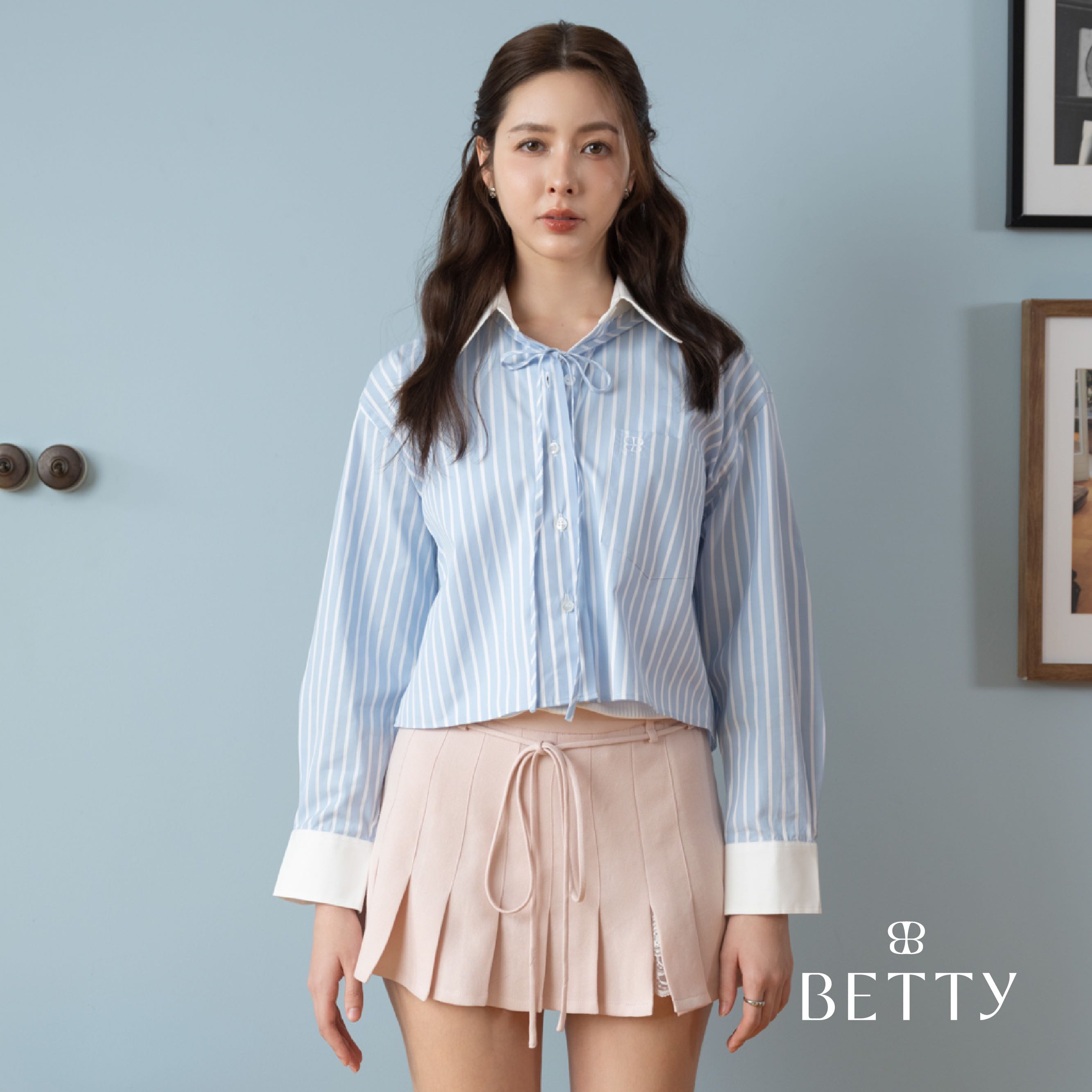 Glow Crop Top - Classic Striped Crop Shirt