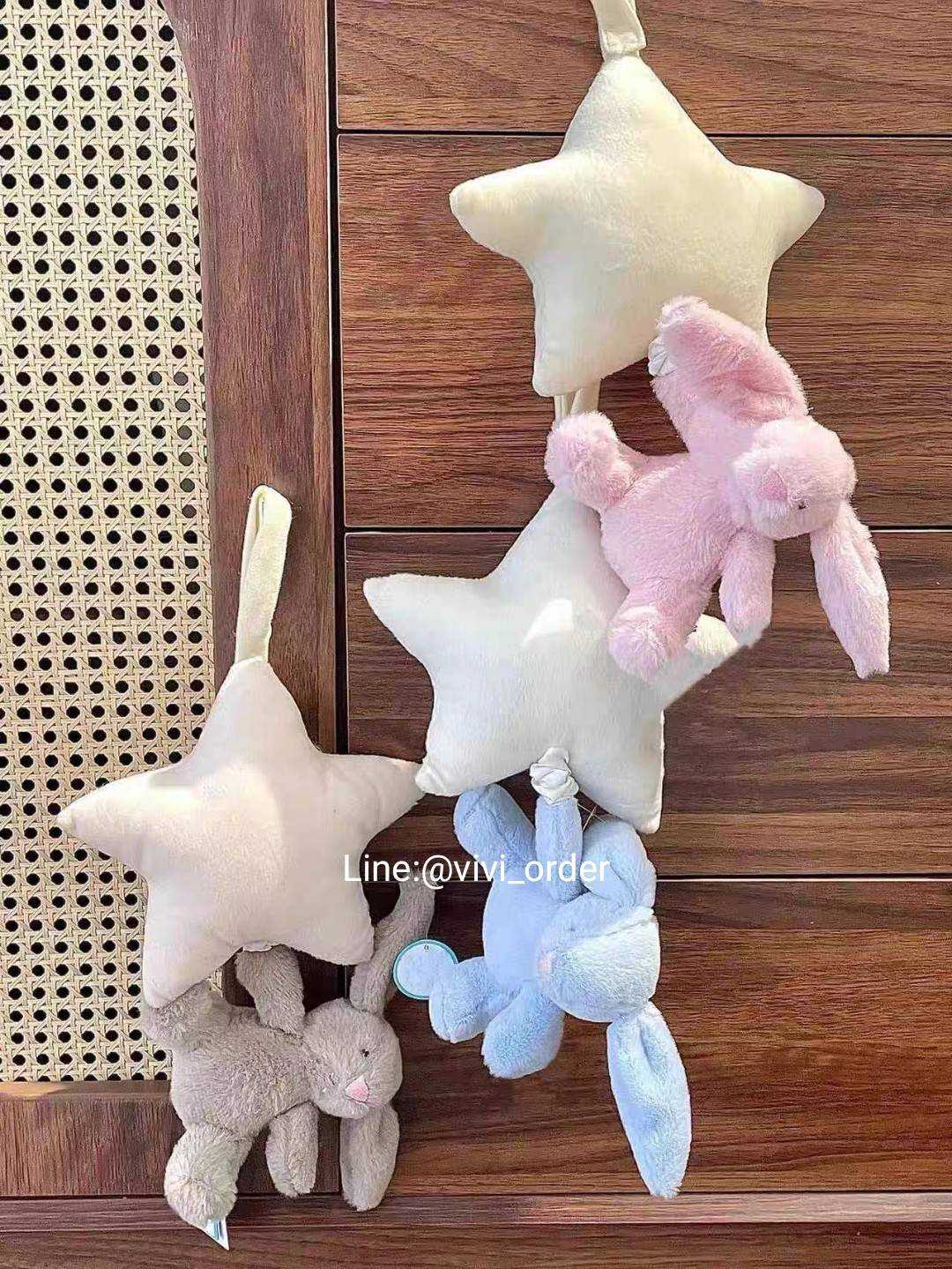 JELLYCAT STAR BUNNY MUSICAL TOY